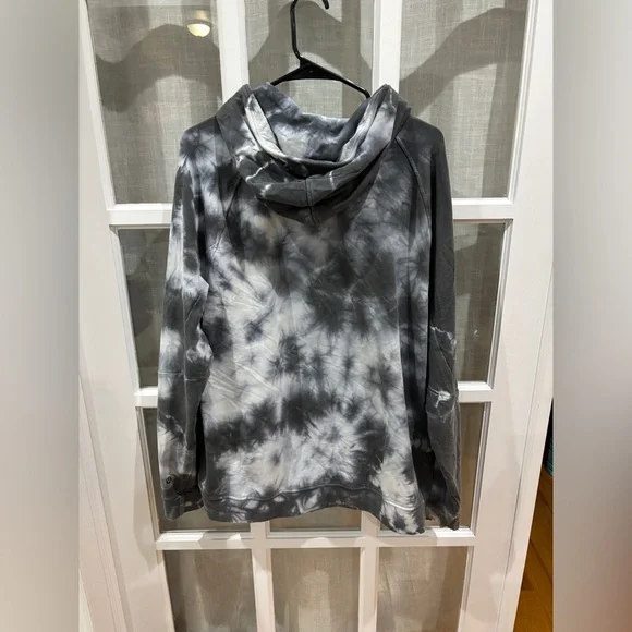 lululemon athletica Black and White Tie-Dye Hoodie - Picture 2 of 3